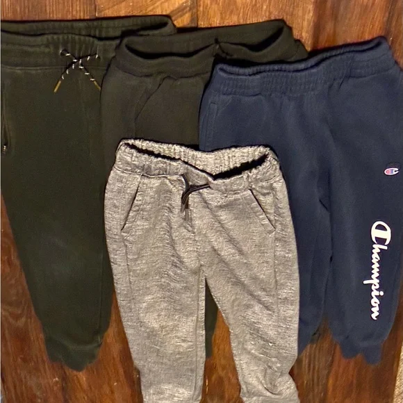 Campion & All in Motion Kids Joggers - Black, Gray, and Navy Lot of 4 (size 6) - Picture 1 of 8